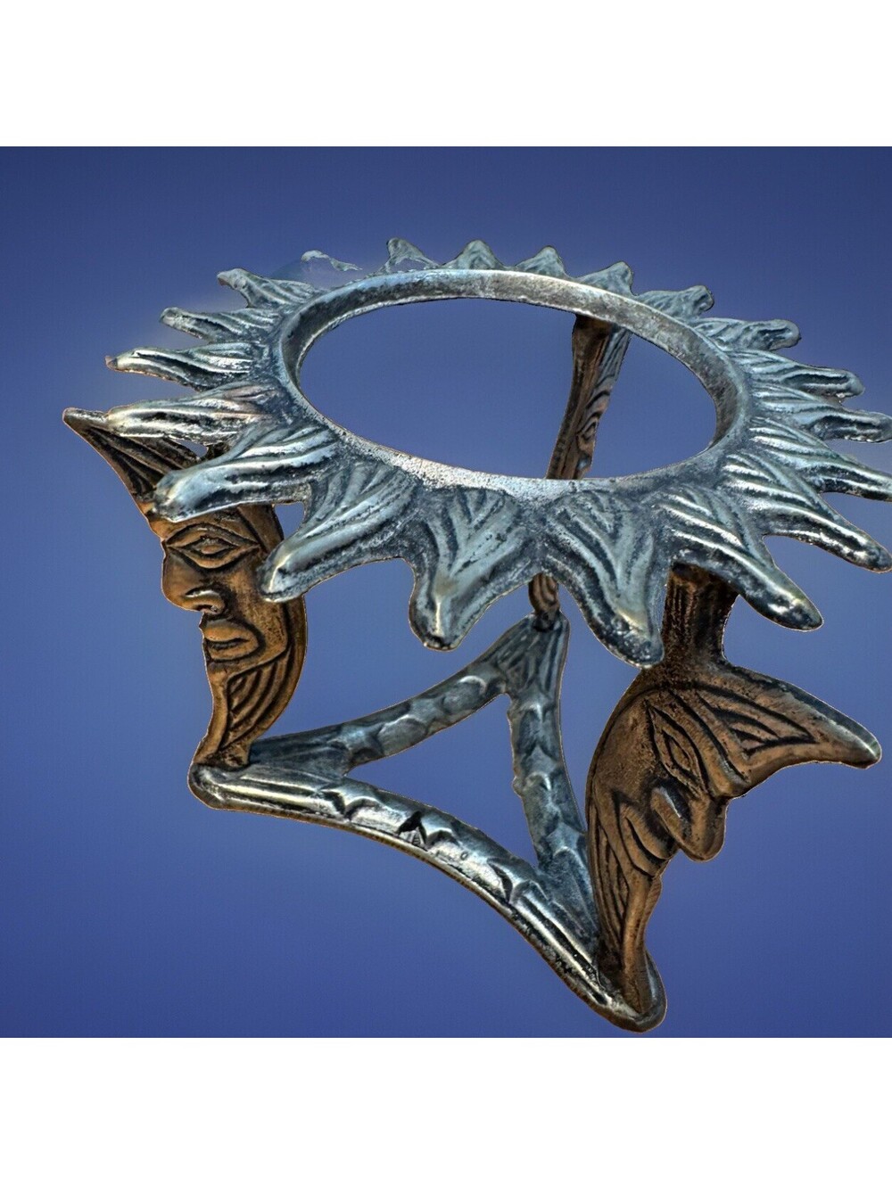 Metal Sunburst Sun Face Sphere Display Stand Holder for Crystal Ball candle